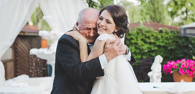 100+ bridal photoshoot poses For Weddings To Ace Your Album