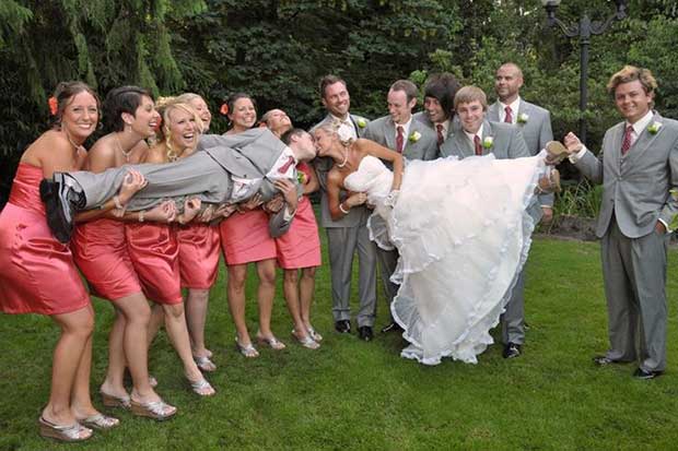 35 Must-Have Bridal Party Photos – ShootDotEdit