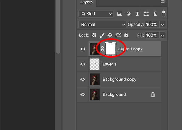 Layer Mask attached to merged layer in Layers Panel