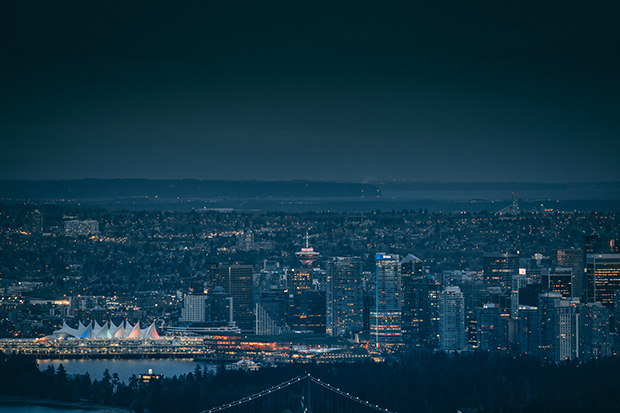 how to photograph landscapes at night