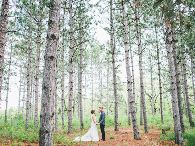 wide angle wedding pose for wedding photographers